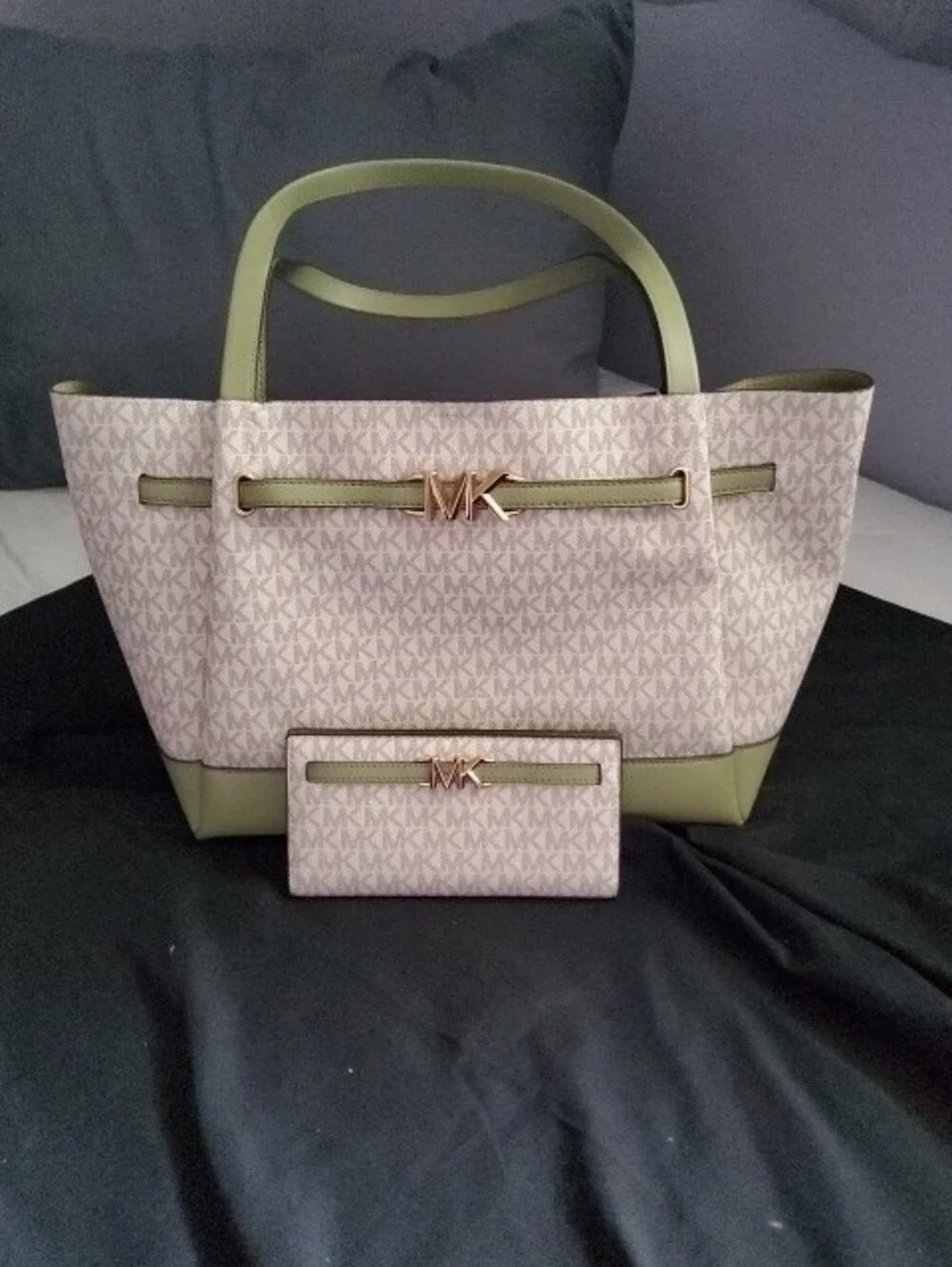 New Michael Kors Beige Logo Tote with Olive Green Trim and Matching Wallet